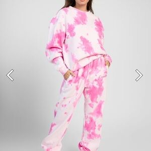 💕NEW💗 Comfrt Minimalist Tie Dye Set Unisex